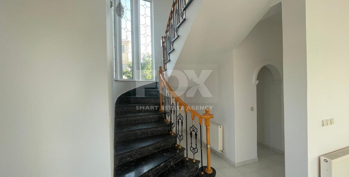 Spacious Konia Ground Floor Home With Sea View for rent