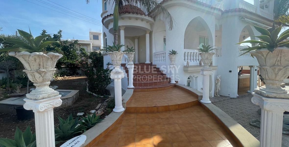 Spacious Konia Ground Floor Home With Sea View for rent