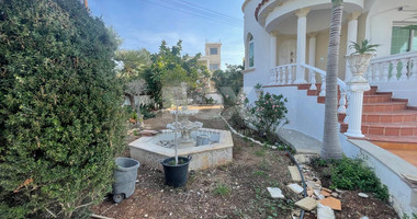 Spacious Konia Ground Floor Home With Sea View for rent