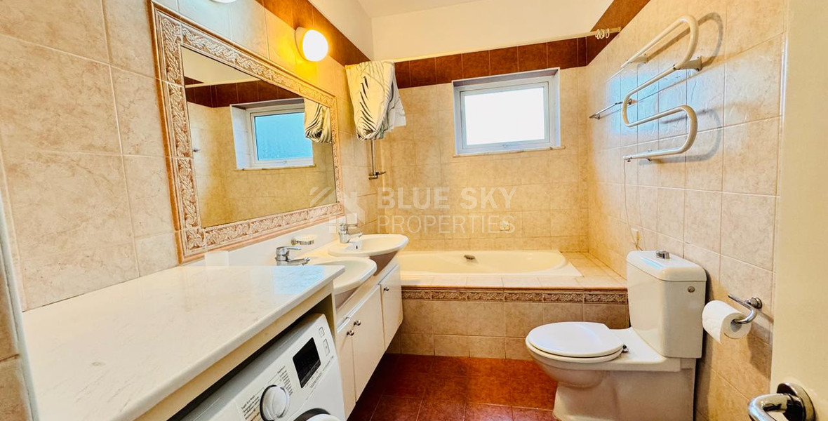 For Rent - Stylish three-Bedroom Apartment in the Heart of the Historical Center