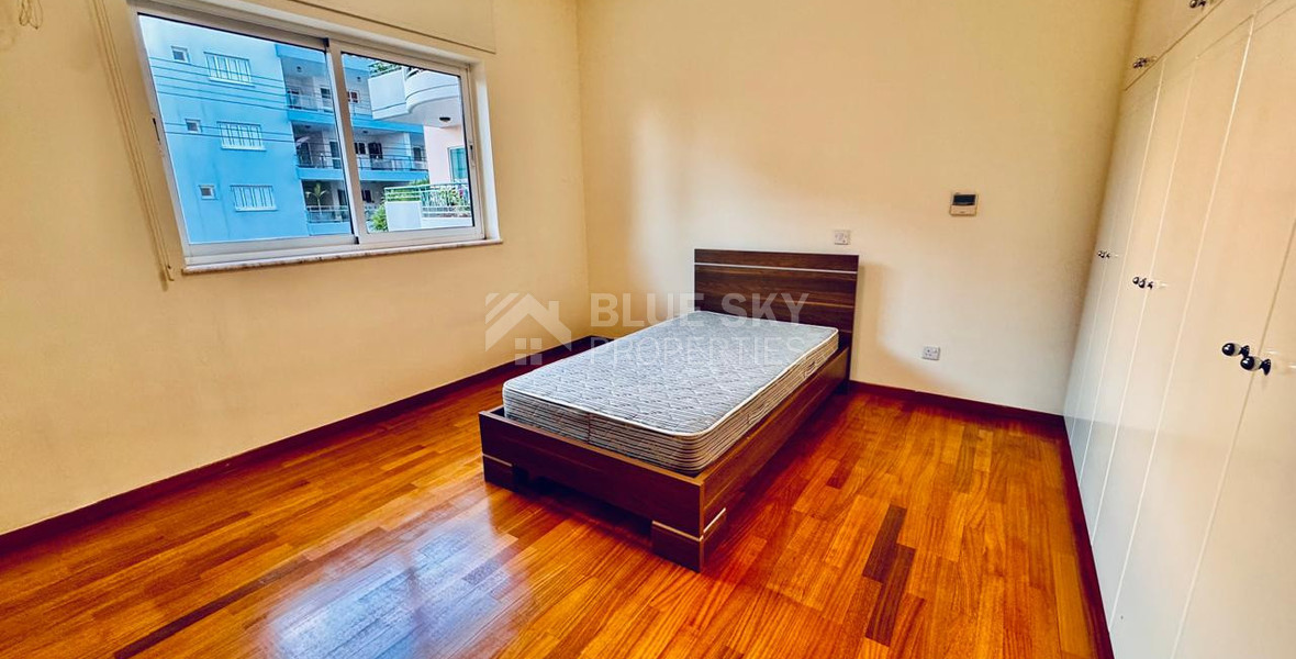 For Rent - Stylish three-Bedroom Apartment in the Heart of the Historical Center