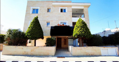 For sale Modern one bedroom Apartment with Covered Parking & Title Deed – Universal, Paphos