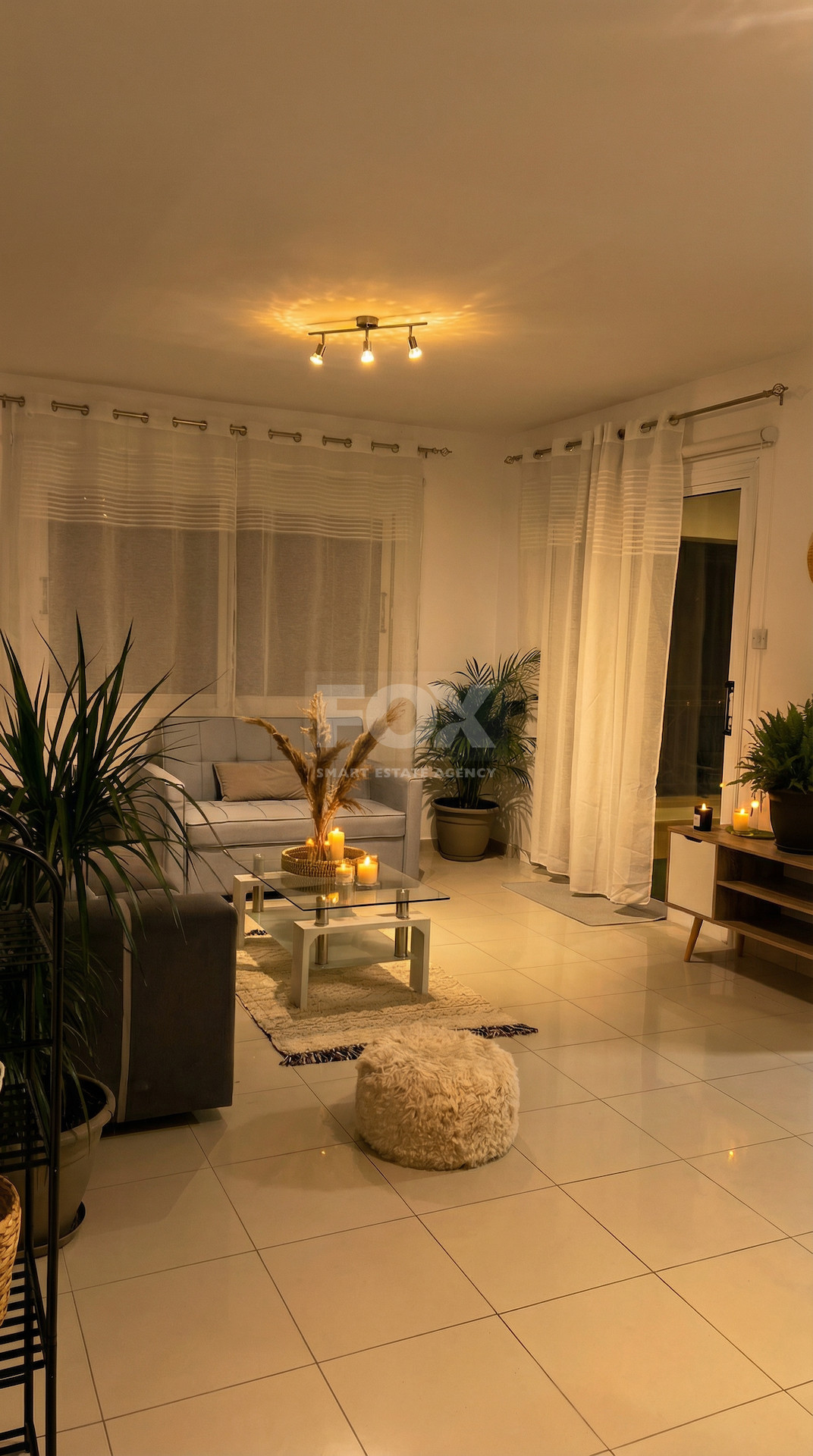 For sale Spacious two Bedroom Apartment with Large Veranda & Title Deed – Universal, Paphos