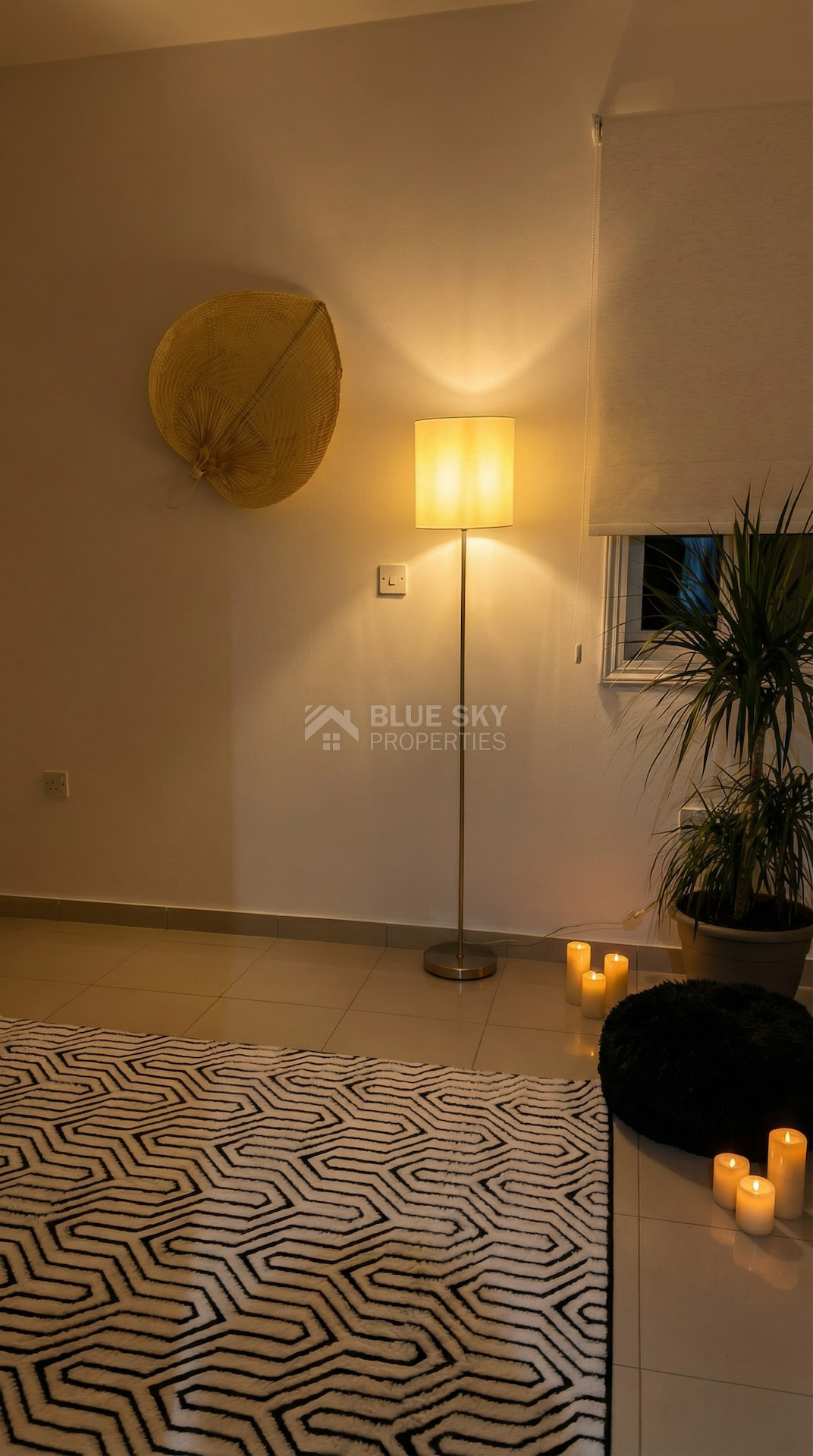 For sale Spacious two Bedroom Apartment with Large Veranda & Title Deed – Universal, Paphos