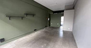 For Rent Cozy Shop on Top Spot on Makariou with Parking