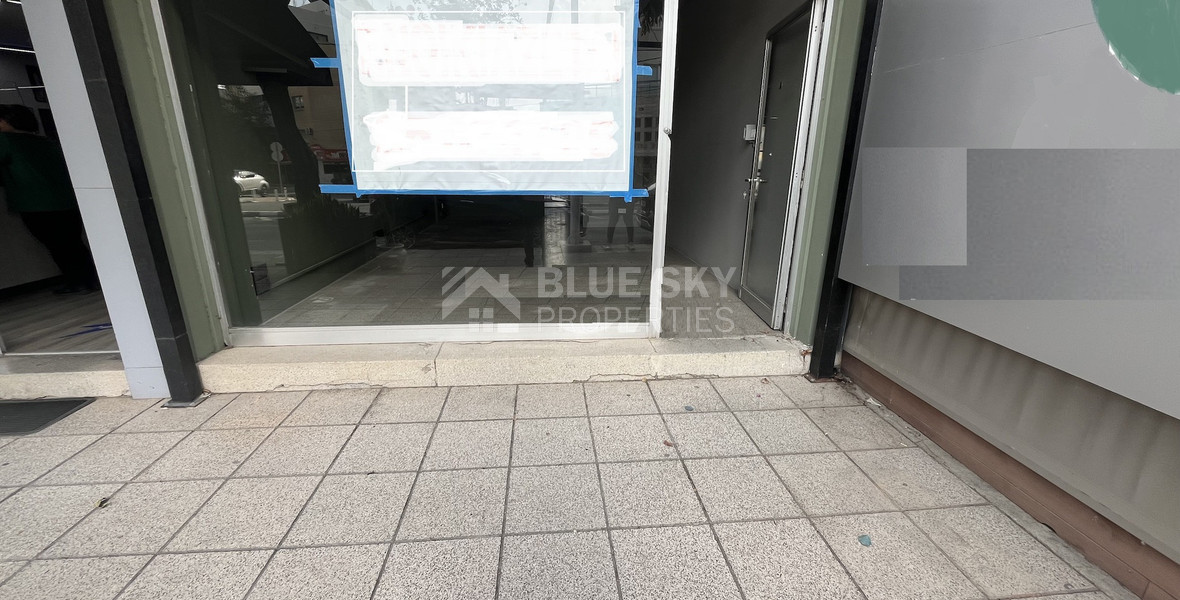 For Rent Cozy Shop on Top Spot on Makariou with Parking