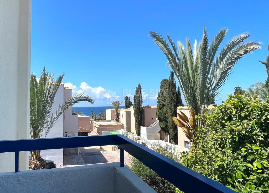 Modern Seafront Three Bedroom Villa in Chlorakas For Sale