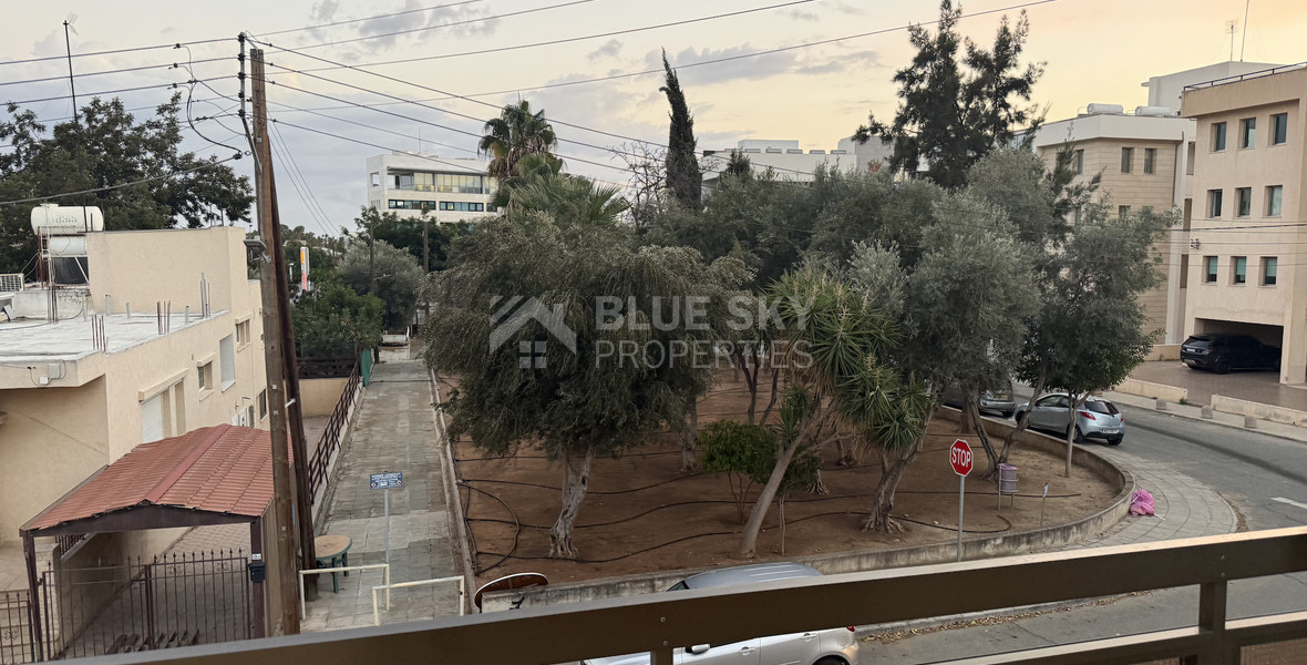 FOR SALE UPPER LEVEL THREE BEDROOM APARTMENT  WITH GARAGE, IN OMONOIA AVENUE OPPOSITE GREEN AREA