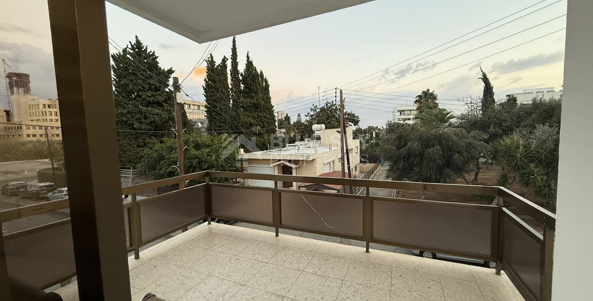 FOR SALE UPPER LEVEL THREE BEDROOM APARTMENT  WITH GARAGE, IN OMONOIA AVENUE OPPOSITE GREEN AREA