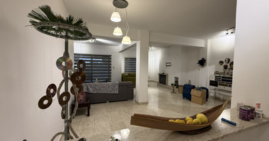 FOR SALE UPPER LEVEL THREE BEDROOM APARTMENT  WITH GARAGE, IN OMONOIA AVENUE OPPOSITE GREEN AREA