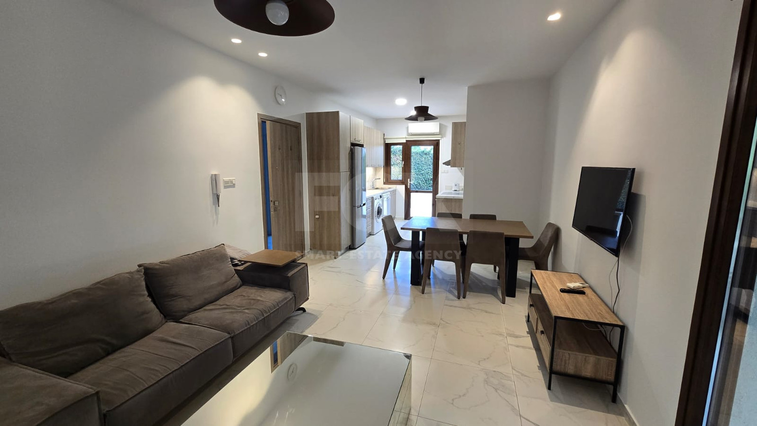 Spacious Furnished Apartment in Agios Tychon Tourist Area For Rent