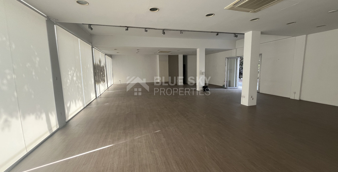 For Rent 600m2 Shop with Huge Parking Lot on Top Spot on Makariou
