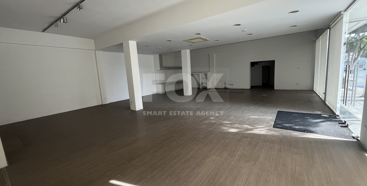 For Rent 600m2 Shop with Huge Parking Lot on Top Spot on Makariou