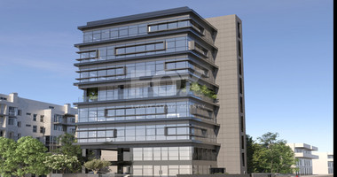 RENT: Six-Story Office Building on Prime Commerical Avenue