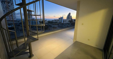 Three Bedroom Penthouse with Roof Garden in Mouttagiaka Area