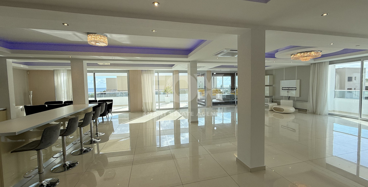 FOR RENT SIX BEDROOM PENTHOUSE OPPOSITE THE SEA IN GATED COMPLEX WITH SWIMMING POOL AND TENNIS COURT.