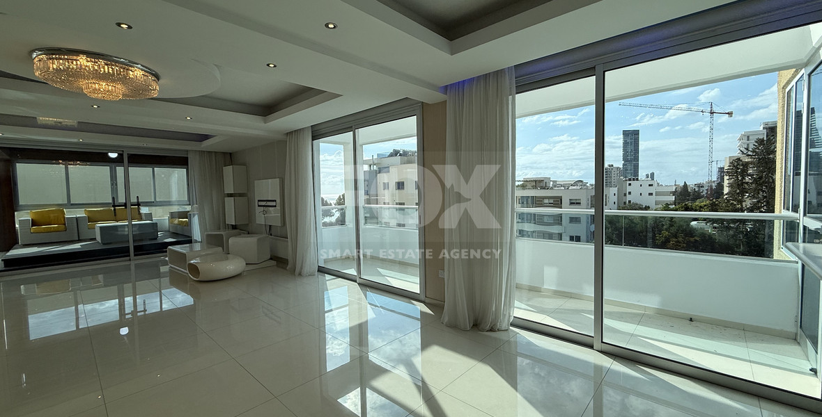 FOR RENT SIX BEDROOM PENTHOUSE OPPOSITE THE SEA IN GATED COMPLEX WITH SWIMMING POOL AND TENNIS COURT.