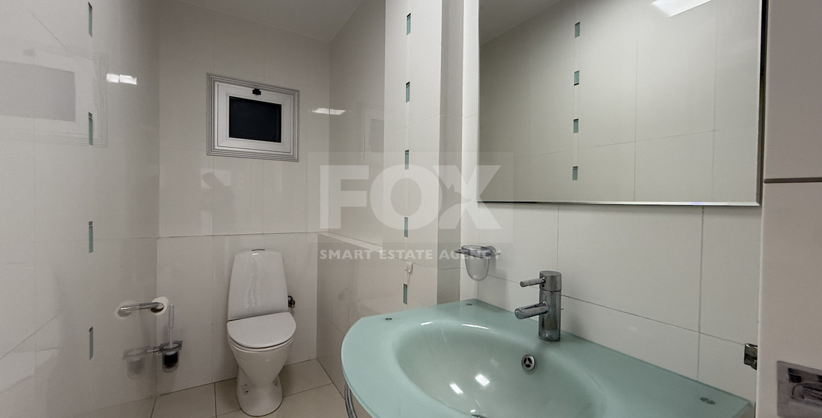 FOR RENT SIX BEDROOM PENTHOUSE OPPOSITE THE SEA IN GATED COMPLEX WITH SWIMMING POOL AND TENNIS COURT.