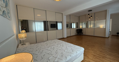 FOR RENT SIX BEDROOM PENTHOUSE OPPOSITE THE SEA IN GATED COMPLEX WITH SWIMMING POOL AND TENNIS COURT.