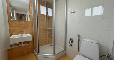 FOR RENT SIX BEDROOM PENTHOUSE OPPOSITE THE SEA IN GATED COMPLEX WITH SWIMMING POOL AND TENNIS COURT.