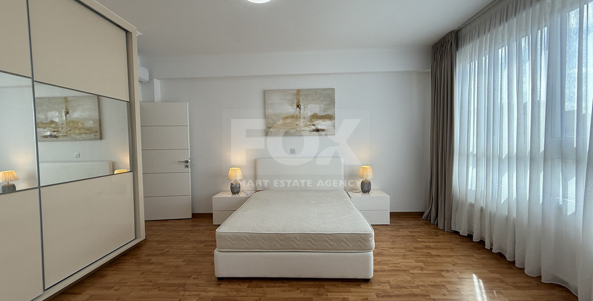 FOR RENT SIX BEDROOM PENTHOUSE OPPOSITE THE SEA IN GATED COMPLEX WITH SWIMMING POOL AND TENNIS COURT.