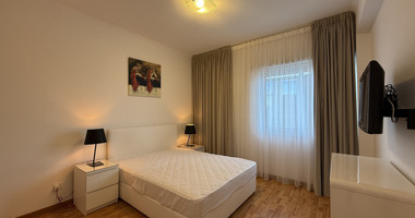 FOR RENT SIX BEDROOM PENTHOUSE OPPOSITE THE SEA IN GATED COMPLEX WITH SWIMMING POOL AND TENNIS COURT.