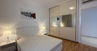 FOR RENT SIX BEDROOM PENTHOUSE OPPOSITE THE SEA IN GATED COMPLEX WITH SWIMMING POOL AND TENNIS COURT.