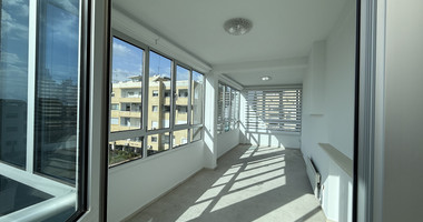 FOR RENT SIX BEDROOM PENTHOUSE OPPOSITE THE SEA IN GATED COMPLEX WITH SWIMMING POOL AND TENNIS COURT.