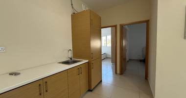 FOR RENT FURNISHED FIVE BEDROOM VILLA IN AGIOS TYCHONAS WITH ALL EN SUITE BEDROOMS , LARGE GARDEN, SWIMMING POOL