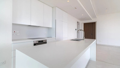 Elegant Seafront Living in Limassol – Spacious Three-Bedroom Residence for sale close to Limassol Marina