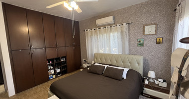 For Sale Spacious House in Episkopi with Nice Garden