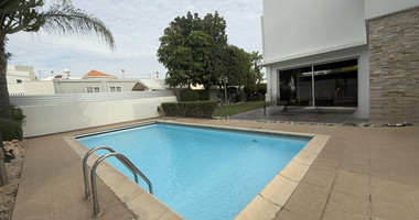 FOR RENT DETACHED FOUR BEDROOM HOUSE WITH SEPARATE OFFICE IN KATO POLEMIDIA OFFERING LANDSCAPED GARDEN AND SWIMMING POOL.