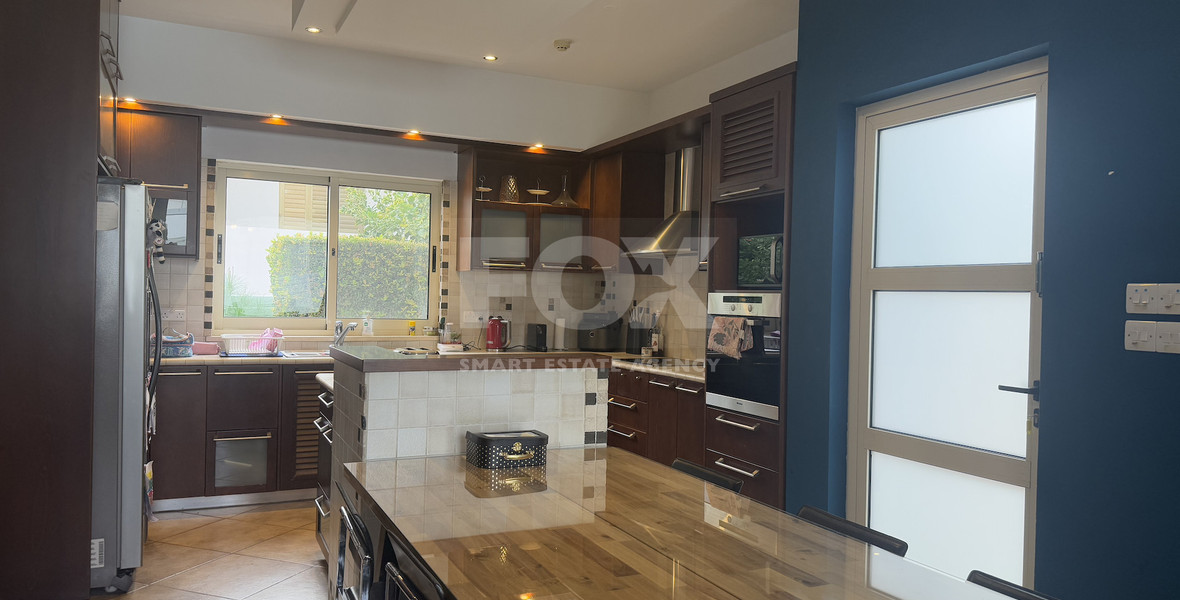 FOR RENT DETACHED FOUR BEDROOM HOUSE WITH SEPARATE OFFICE IN KATO POLEMIDIA OFFERING LANDSCAPED GARDEN AND SWIMMING POOL.