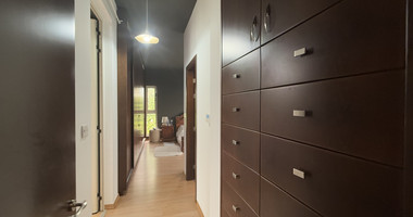 FOR RENT DETACHED FOUR BEDROOM HOUSE WITH SEPARATE OFFICE IN KATO POLEMIDIA OFFERING LANDSCAPED GARDEN AND SWIMMING POOL.