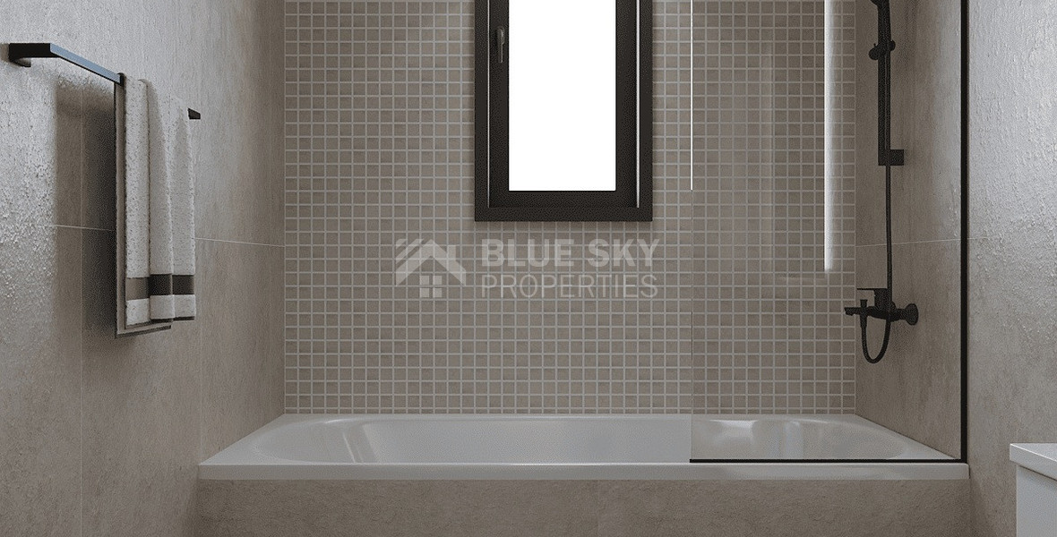 Luxurious Top-Floor 3-Bedroom Apartment with Roof Garden in Kapsalos