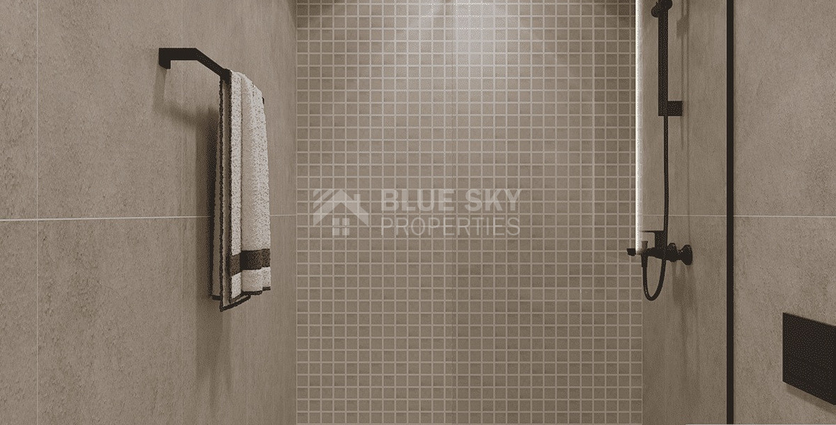 Luxurious Top-Floor 3-Bedroom Apartment with Roof Garden in Kapsalos