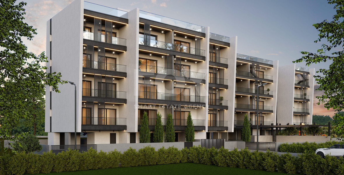 Sophisticated Top-Floor 2-Bedroom Apartment with Roof Garden in Kapsalos, Limassol