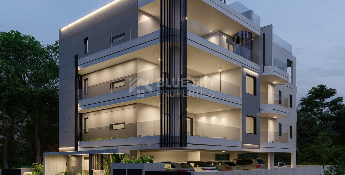 Spacious three Bedroom penthouse with private roof garden for sale in Tsiflikoudia