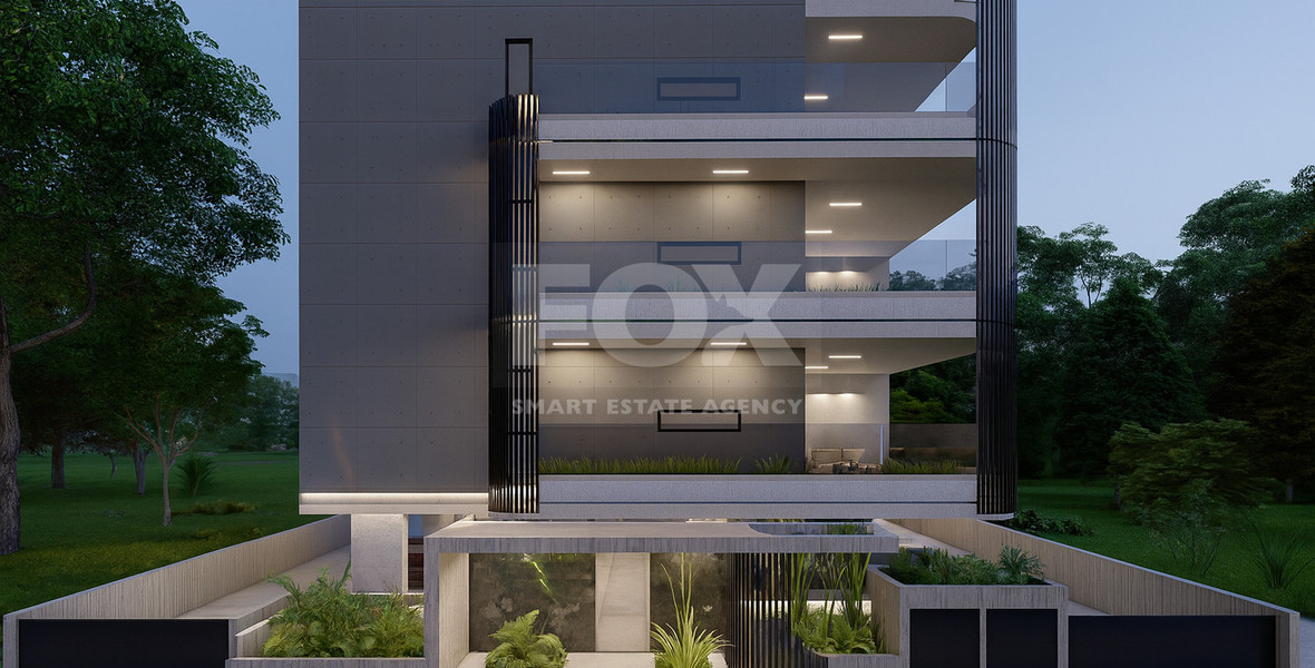 Spacious three Bedroom penthouse with private roof garden for sale in Tsiflikoudia