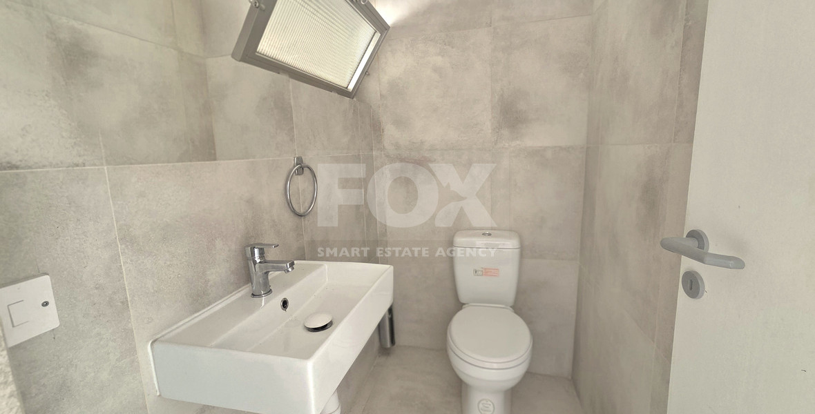 Bright 55m² Shop/Office Space for Rent near Agios Nikolaos Roundabout in Limassol