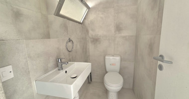 Bright 55m² Shop/Office Space for Rent near Agios Nikolaos Roundabout in Limassol