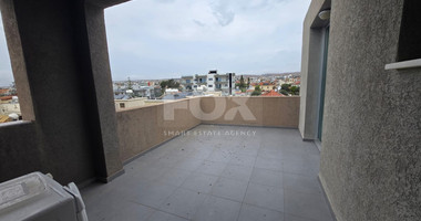 Modern Full-Floor Three-Bedroom Penthouse for Rent in Ypsonas