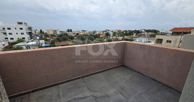 Modern Full-Floor Three-Bedroom Penthouse for Rent in Ypsonas