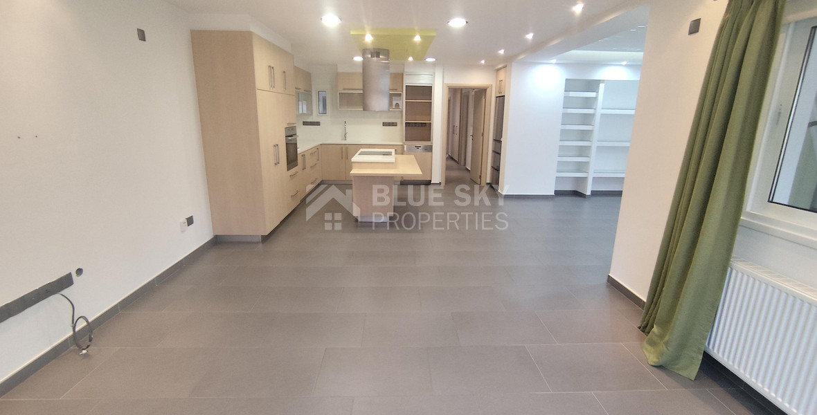 Three bedroom upper house for rent with panoramic view in Laiki Lefkothea , Limassol