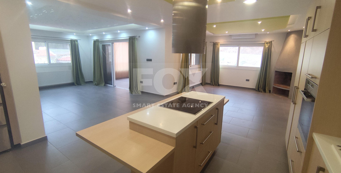 Three bedroom upper house for rent with panoramic view in Laiki Lefkothea , Limassol