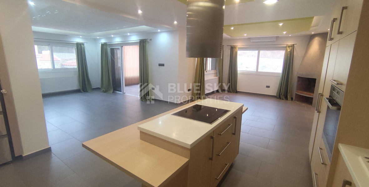 Three bedroom upper house for rent with panoramic view in Laiki Lefkothea , Limassol