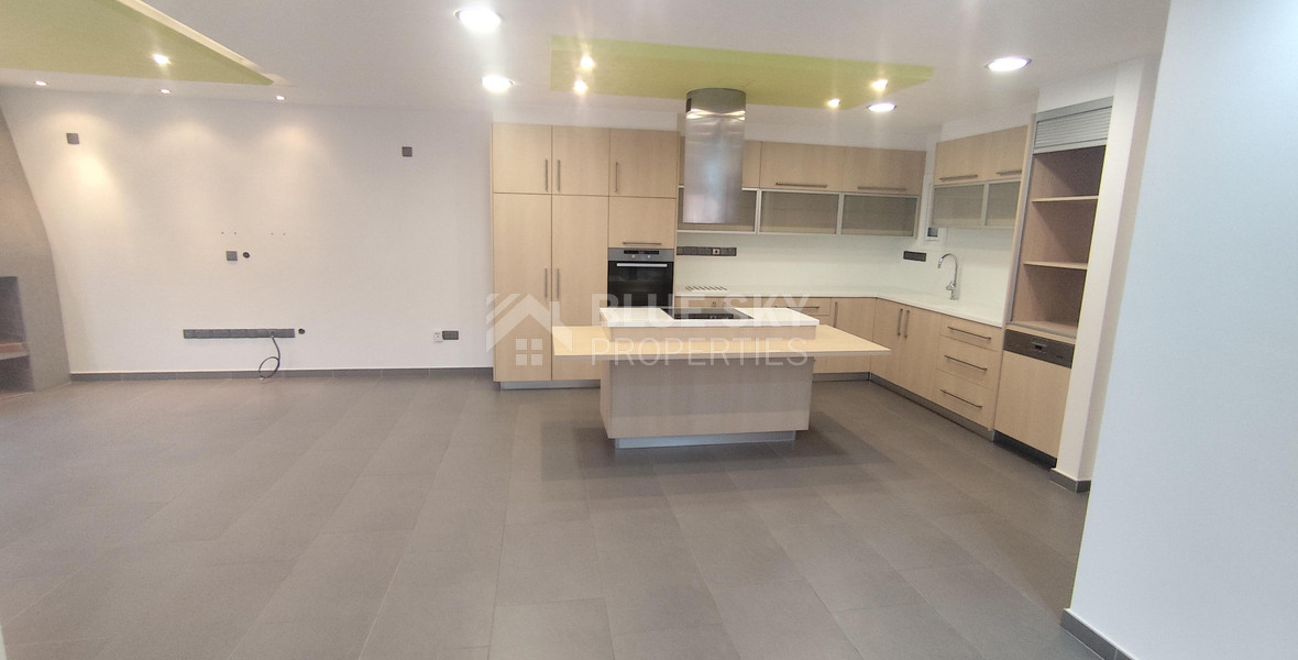 Three bedroom upper house for rent with panoramic view in Laiki Lefkothea , Limassol