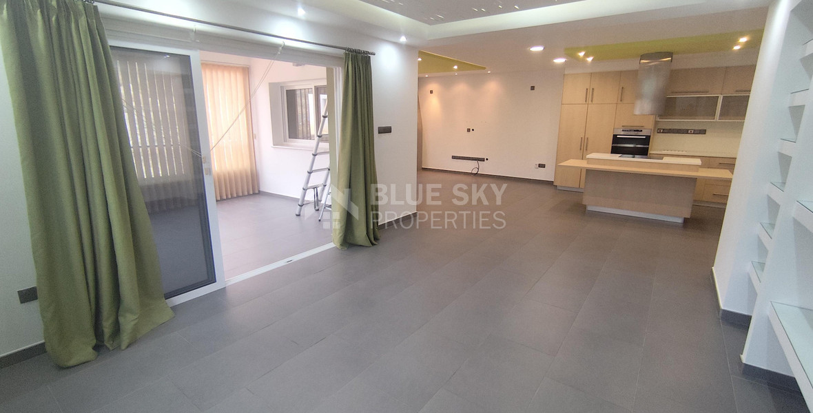 Three bedroom upper house for rent with panoramic view in Laiki Lefkothea , Limassol