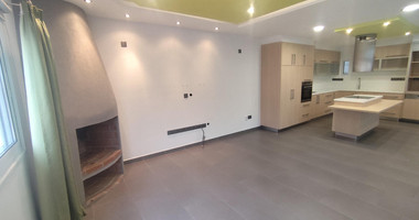 Three bedroom upper house for rent with panoramic view in Laiki Lefkothea , Limassol