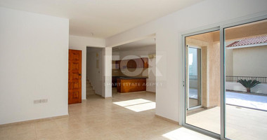 Detached three Bedroom House with Private Pool in Tala, Paphos for sale